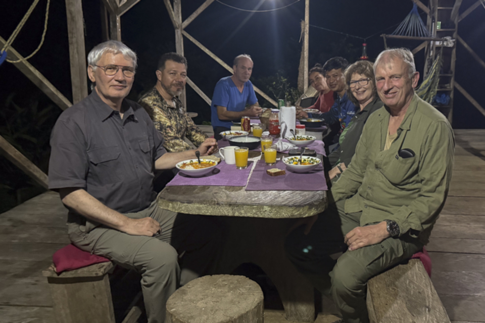 75An Jürgens Tisch.jpg