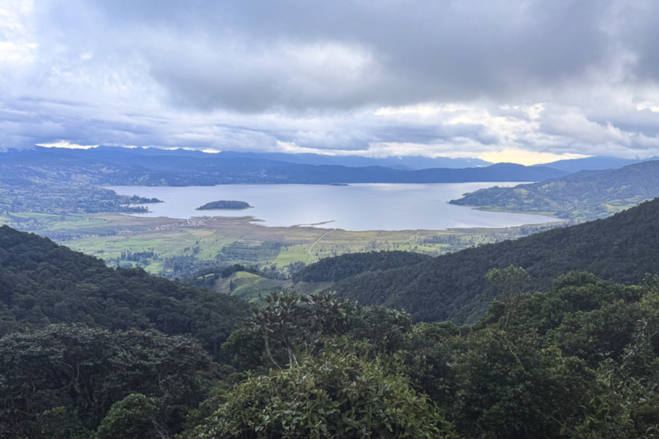 38Laguna Cocha_1hwtqkiebbcsp.jpg